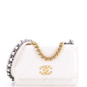 Chanel 19 Wallet On Chain Quilted #220607C42B